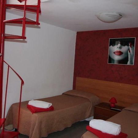 Guesthouse Paradisio Rzym Zewnętrze zdjęcie