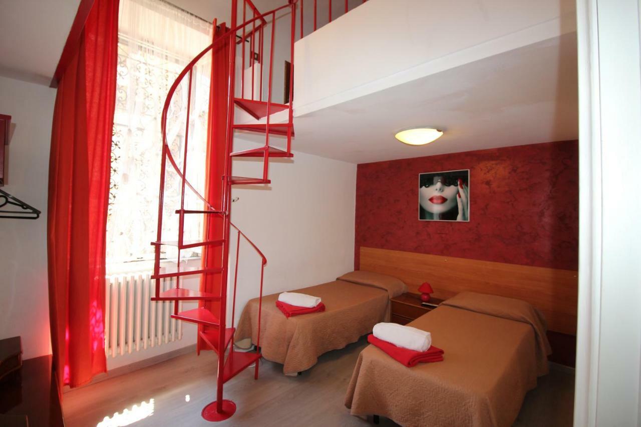 Guesthouse Paradisio Rzym Zewnętrze zdjęcie